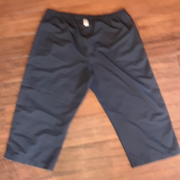 5/25 Athletic Works Navy & White Track Capri Pants - Picture 5 of 8